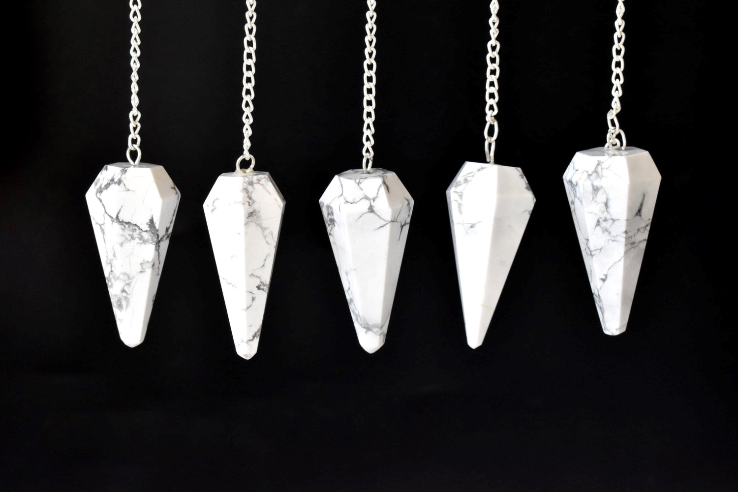Howlite Pendulum