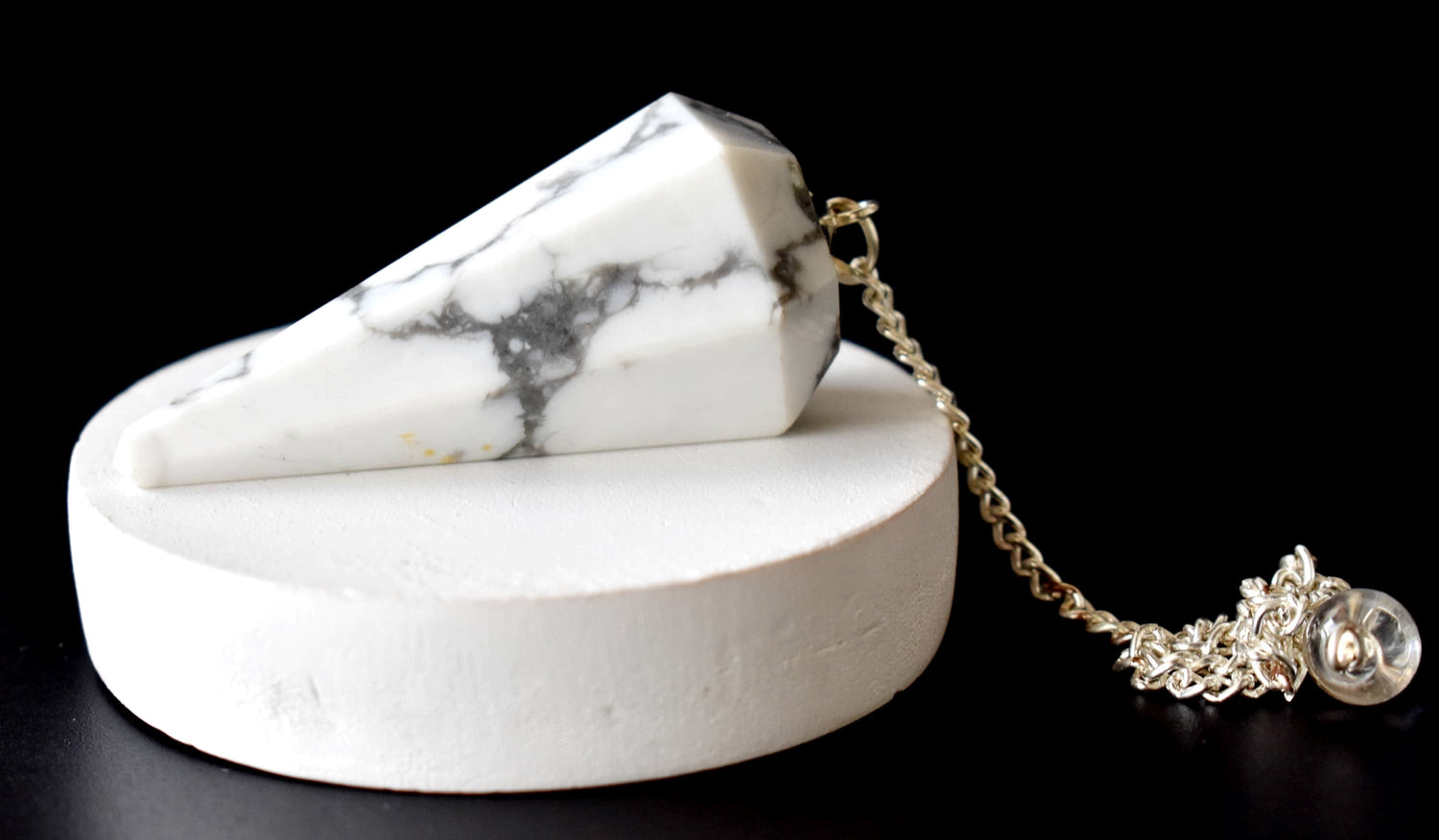Howlite Pendulum