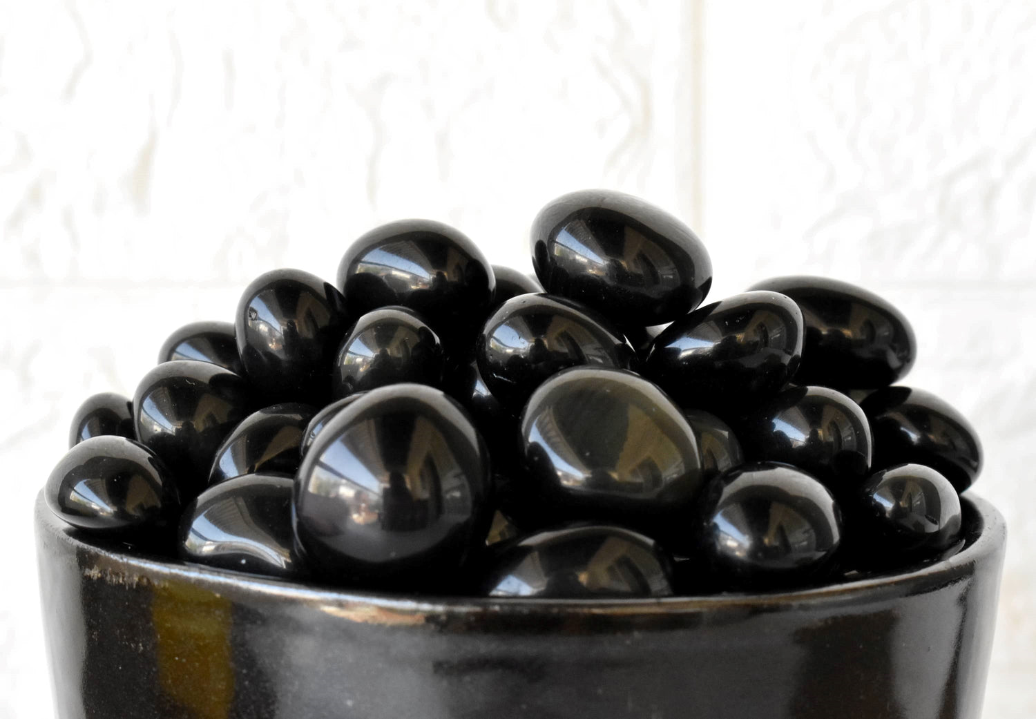 Black Obsidian Tumbled Stones