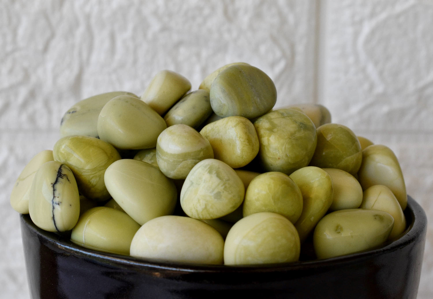 Serpentine Tumbled Stones